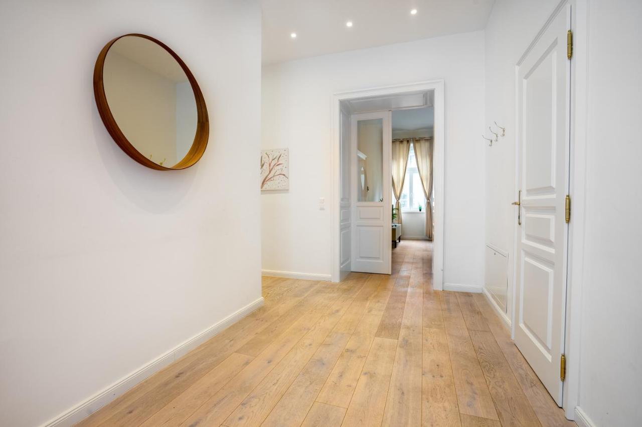 Modernes Apartment Im Charmanten Cottage Viertel Wien Exteriör bild